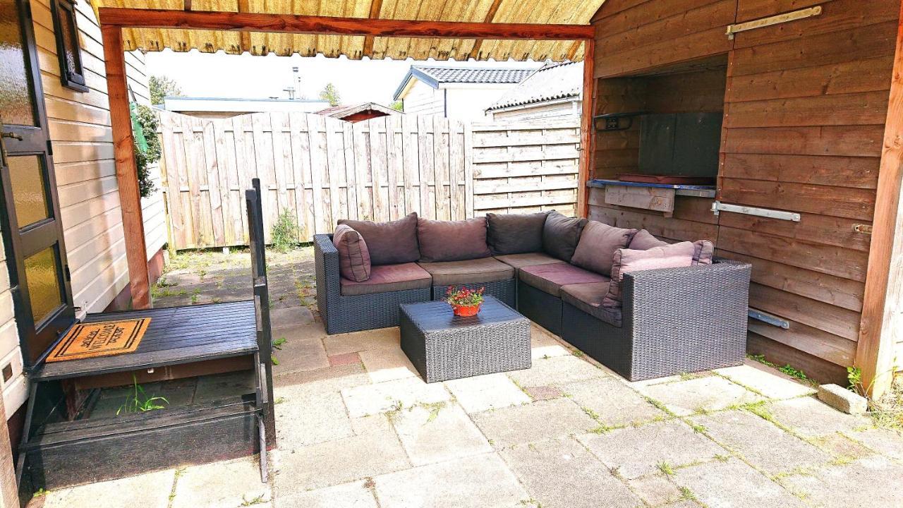 *Butterfly* Heerlijke Chalet Met Omheinde Tuin In Bosrijke Omgeving. Anloo Exterior foto